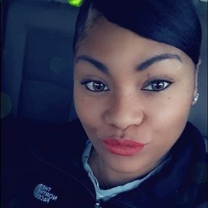 Meet your Posher, Antonette